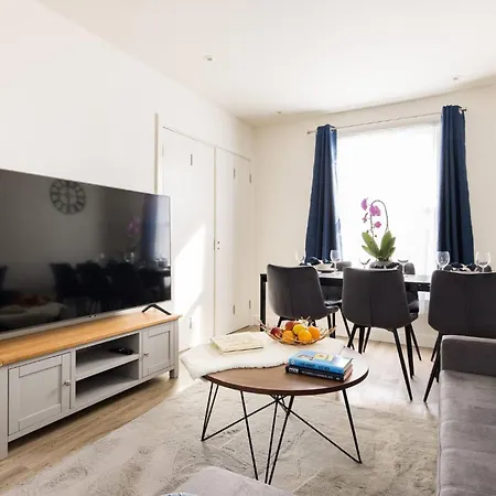 Wild Roses Serviced Apartments - Chelsea London Exterior photo