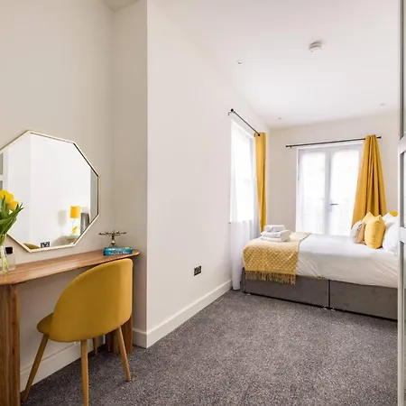 Wild Roses Serviced Apartments - Chelsea London Exterior photo