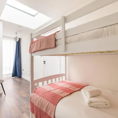 Wild Roses Serviced Apartments - Chelsea London Exterior photo