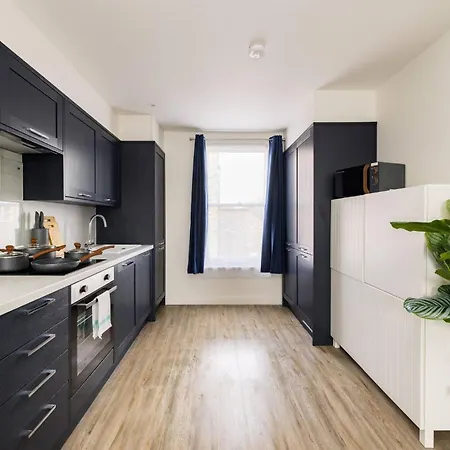 Wild Roses Serviced Apartments - Chelsea London Exterior photo