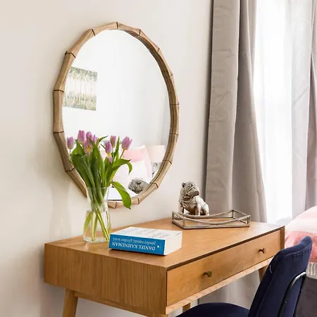 Wild Roses Serviced Apartments - Chelsea London Exterior photo