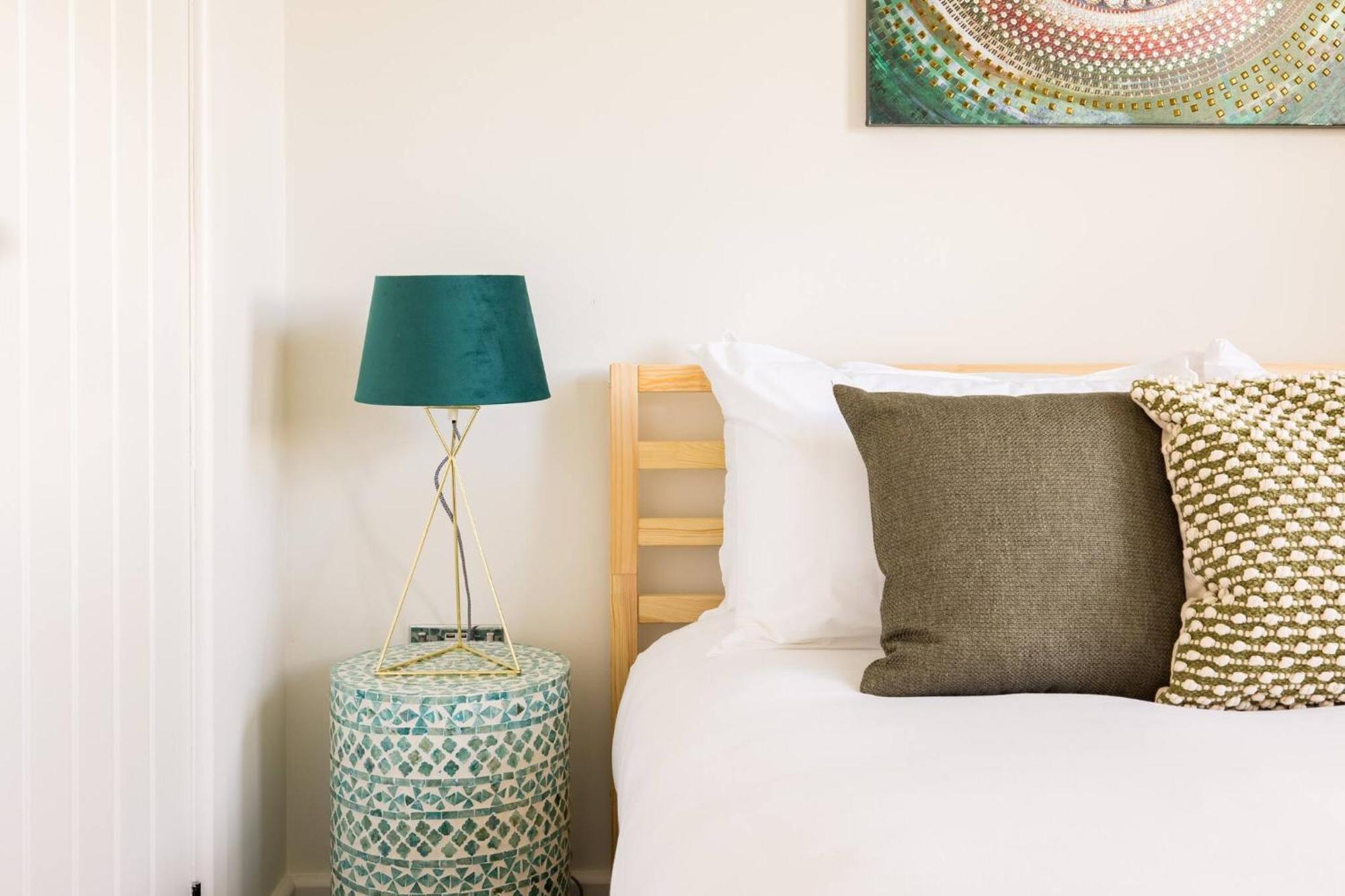 Wild Roses Serviced - Chelsea London